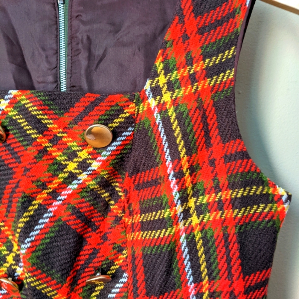 Vintage Plaid Sleeveless Dress w/ Pleated Skirt - Picture 3 of 3